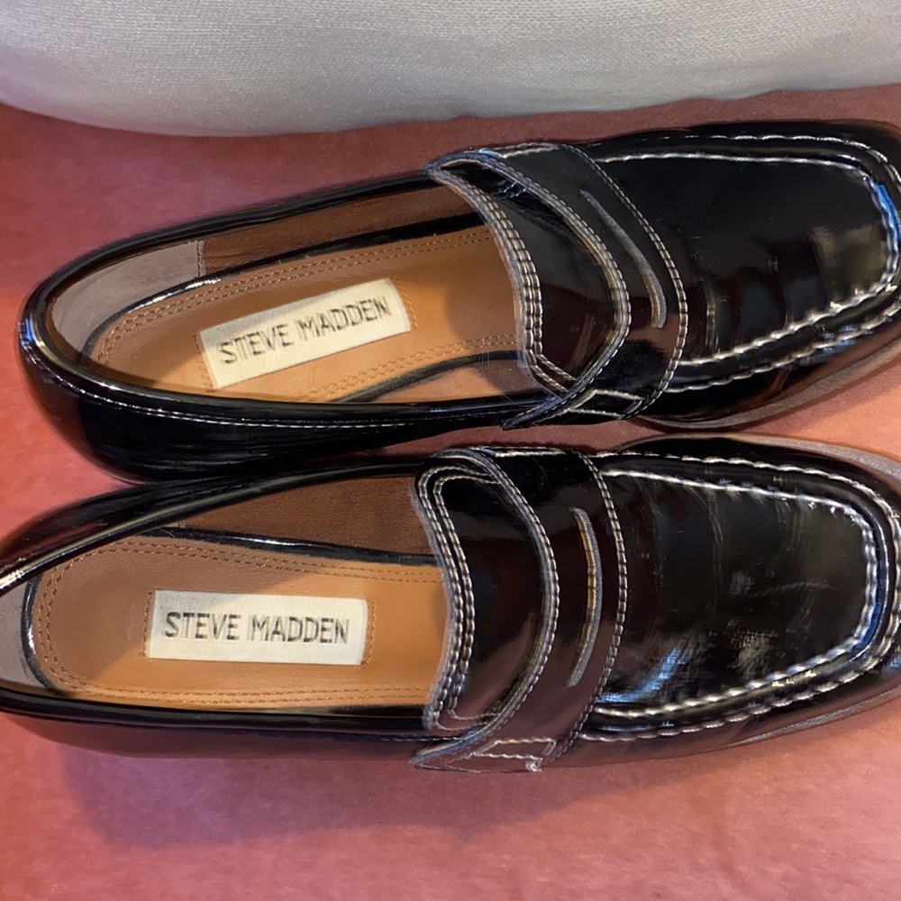 Extremely Comfortable Steve Madden Platform Loafe… - image 6